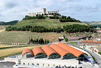 Bodegas_protos_panoramica_fachada
