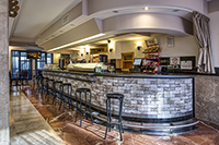 Barra-bar-hotel-rio-ucero