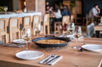 Interior-2-restaurante-bodegas-torres