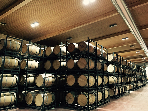 Sala-barricas-bodega-hotel-arzuaga