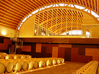 Sala-barricas-bodega-hotel-pago-del-vicario