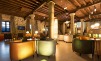 Salon-luces-puerta-de-gredos