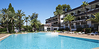 Vista-exterior-piscina-hotel-jerez-spa